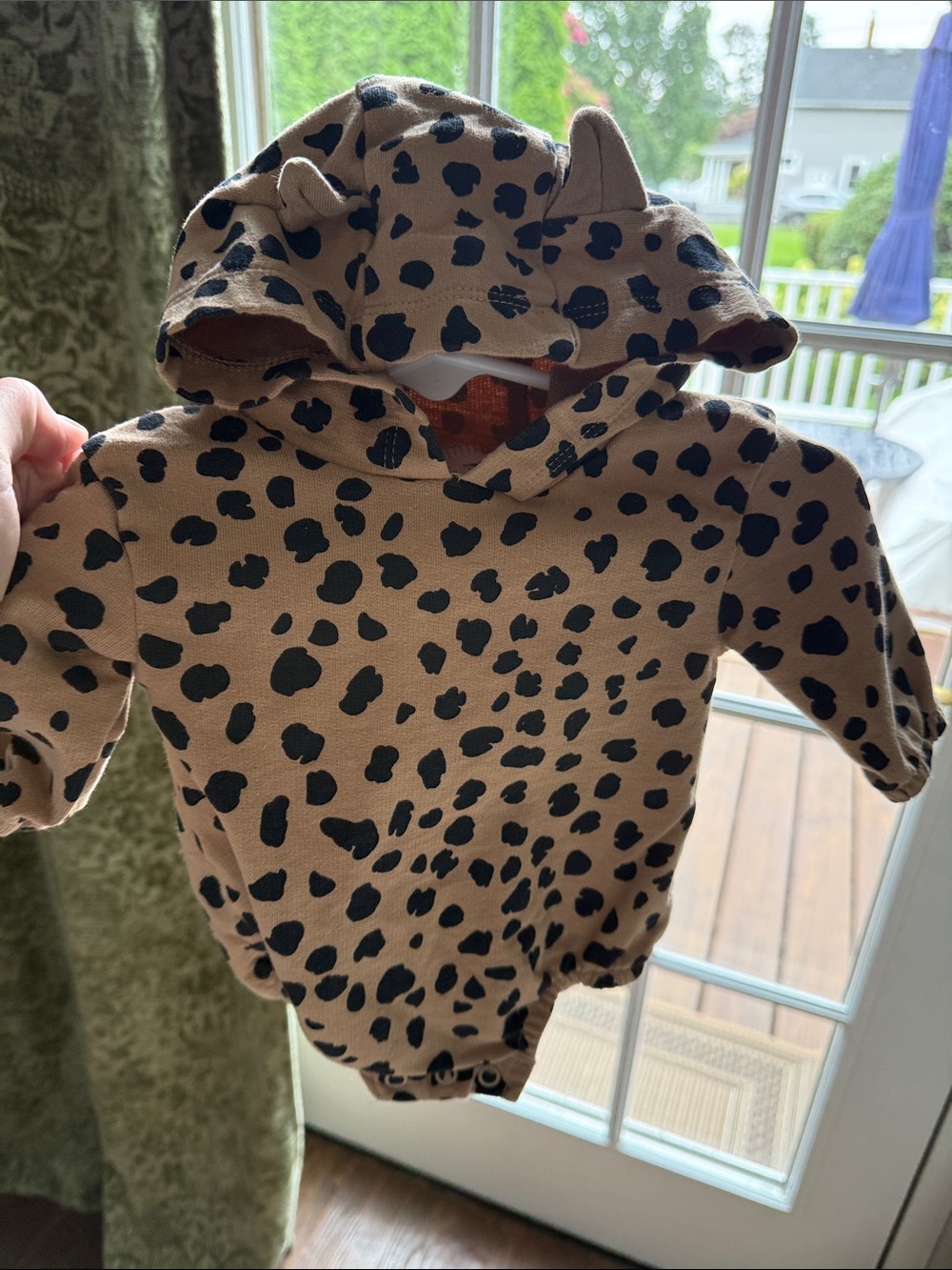 Carters 3m halloween onesie nwot cheetah leopard